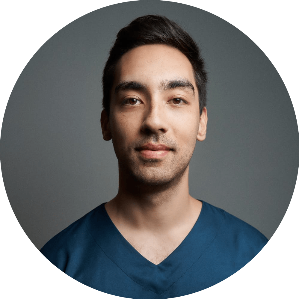Foto de Dr. Lucas Takikawa | Urologista Especializado em Tratamentos Minimamente Invasivos